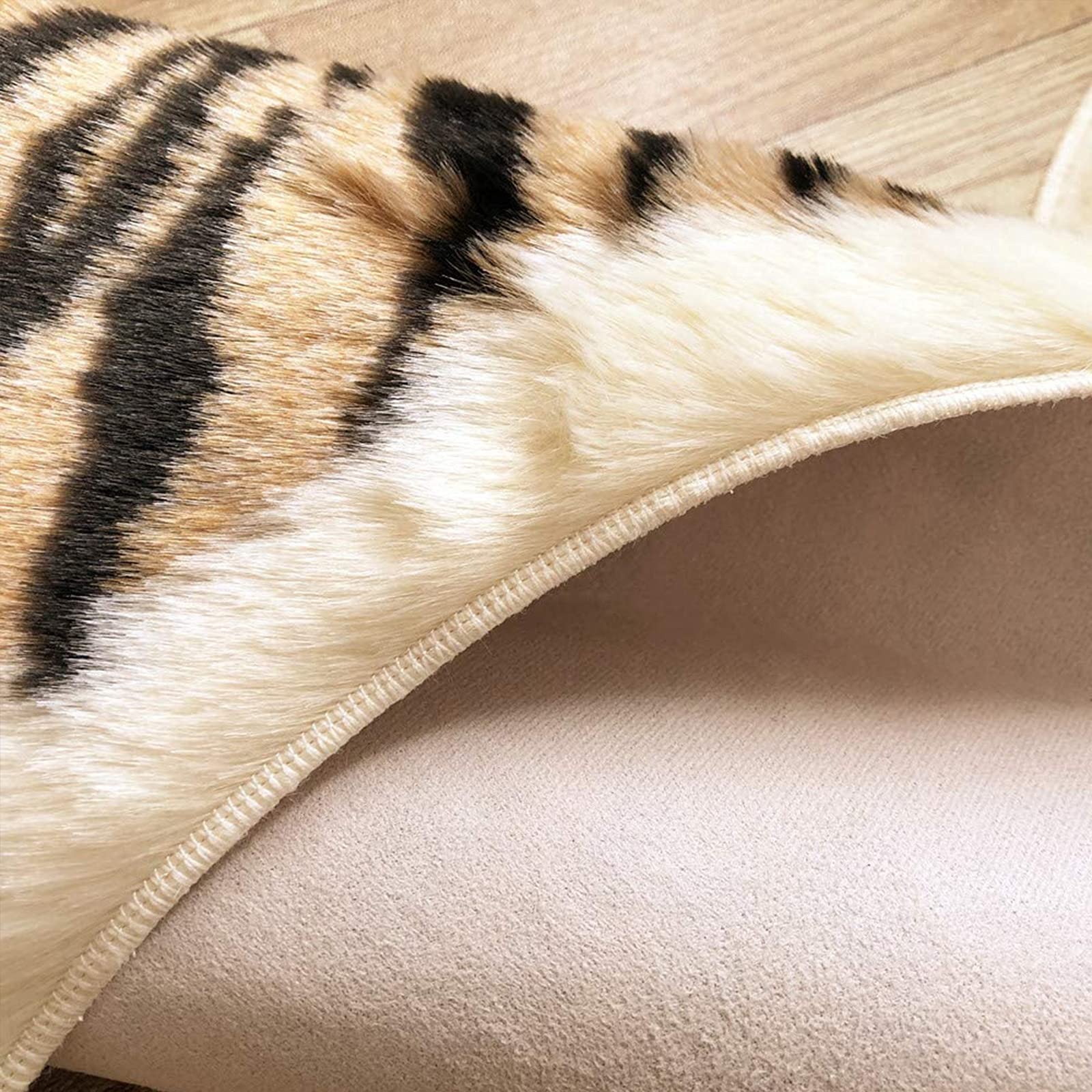 Amazon | タイガープリントフェイクファー エリアラグ,偽の毛皮の動物